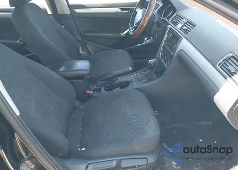 2016 Volkswagen Passat 1.8T S из США, поврежденный, VIN 1VWAT7A30GC054675